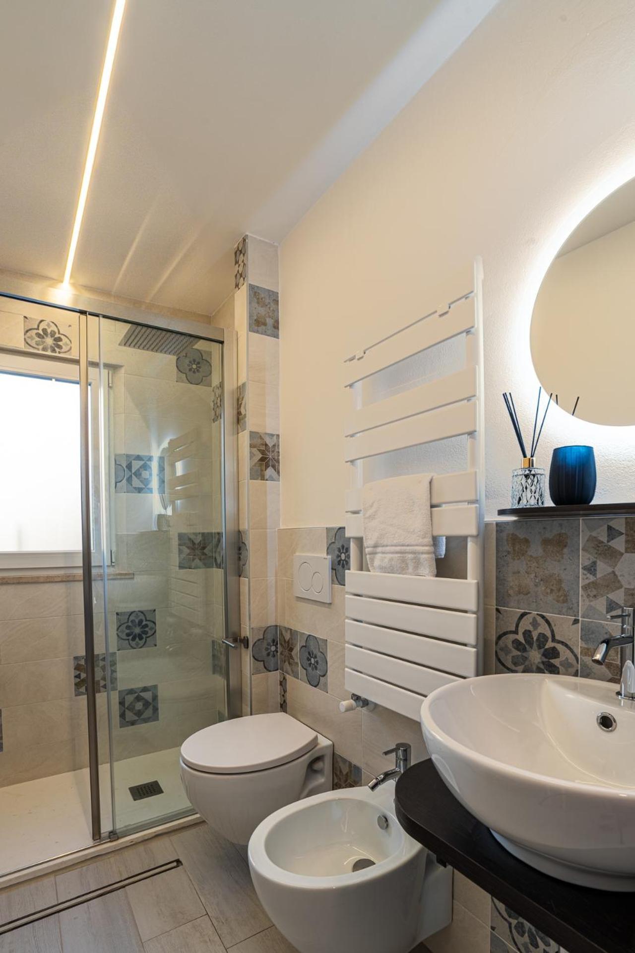 Inaugurazione 2024 - Villa Pratu Apartments A 100 Metri Dal Mare Riccione Esterno foto