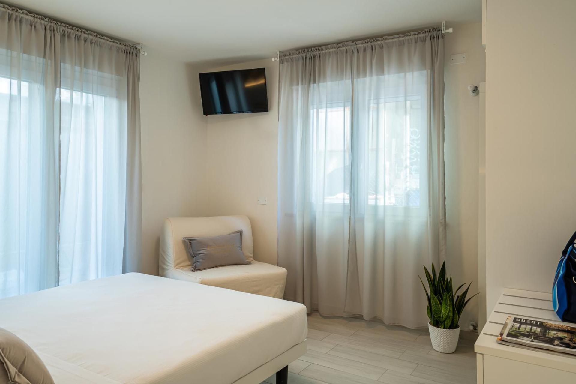 Inaugurazione 2024 - Villa Pratu Apartments A 100 Metri Dal Mare Riccione Esterno foto